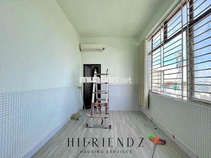 STUDIO SẴN MÁY LẠNH - CỬA SỔ TRỜI THOÁNG MÁT CÁCH ĐẠI HỌC VĂN HIẾN 9P