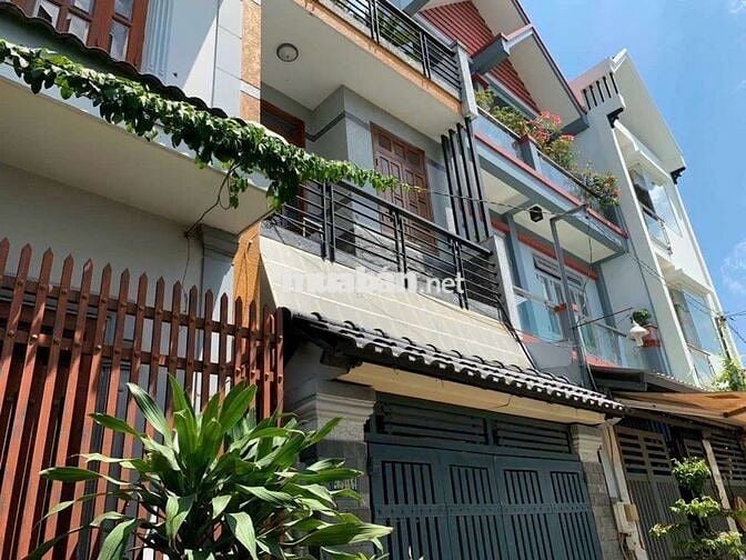 Chính chủ Bán đất hẻm xe tải đường Lê Trọng Tấn, P. BHH, nở hậu giá rẻ