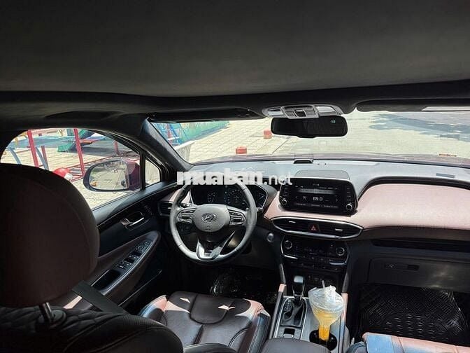 Hyundai SantaFe 2.2D Premium 4x4 model 2020