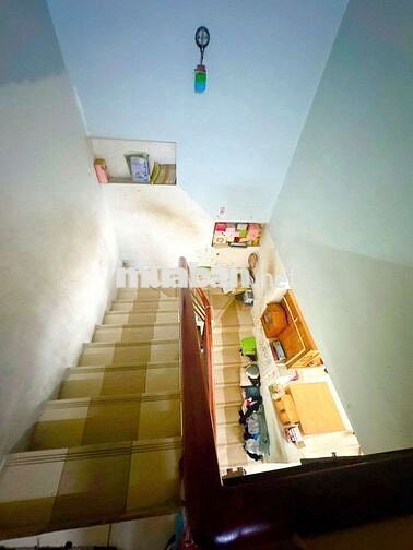 Nhà đường Lê Đình Cẩn 5x18= 90 m2 0.5lầu 5tỷ 500 hẻm 6m hướng Nam