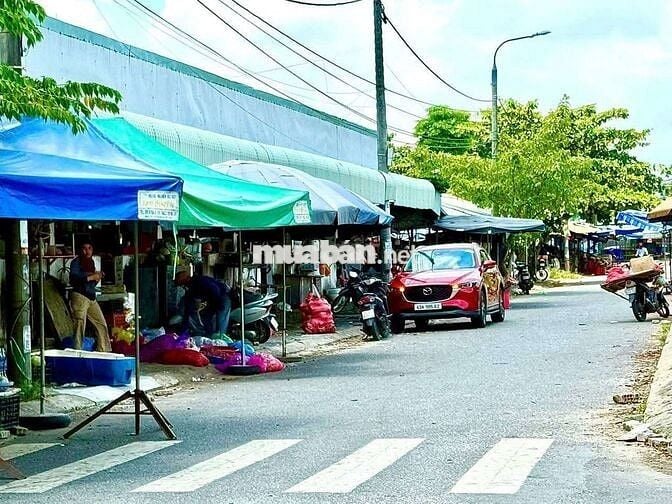 Đất sổ đỏ dtich 122m² sát chợ Miếu Bông Hòa Xuân