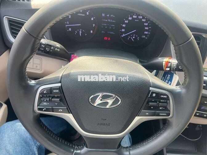 Hyundai Accent 2019 Số tự động 65000 km Đen