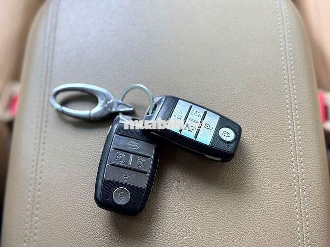 Kia Sedona 2019 Full dầu Trắng 90.000 km