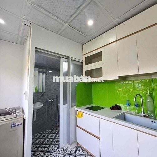 Lô góc tập thể phố quỳnh Mai nhà đẹp 2 thoáng ở ngay 3 tầng 4 giá 1.2