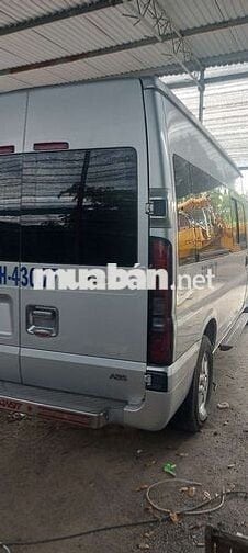 Cần bán một chiếc xe ford transit