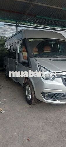 Cần bán một chiếc xe ford transit