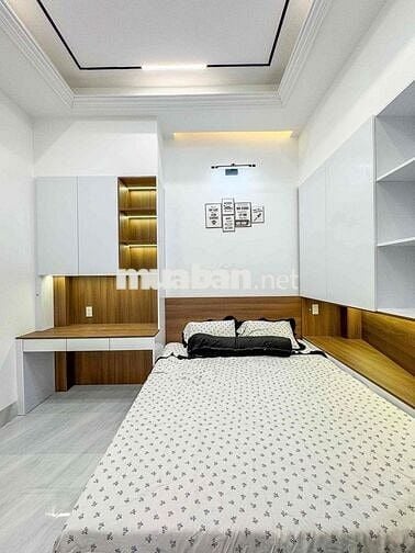 NHÀ ĐẸP VỪA Ở VÙA KINH DOANH THUẬN LỢI MUA BÁN ĐƯỜNG XUÂN HỒNG