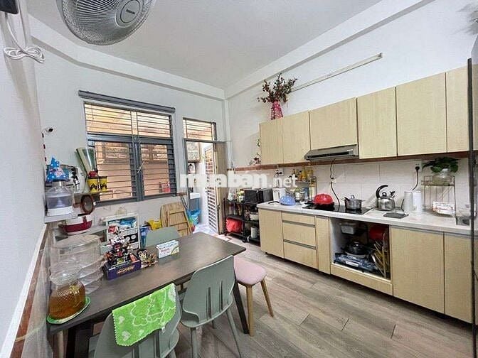 NHÀ 3 TẦNG -CẠNH PMH- NGANG 3,6M- 4 PHÒNG- SHR-HOÀN CÔNG- HƠN 6TỶ XÍU