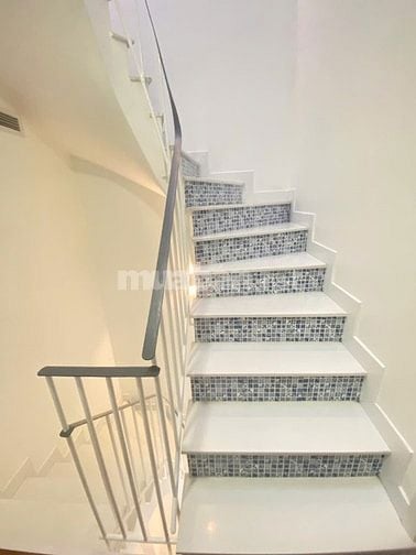 HỢP TÁC CÙNG AE SALE -BÁN NHÀ HẺM Ô TÔ 16 CHỖ PHAN ĐĂNG LƯU 