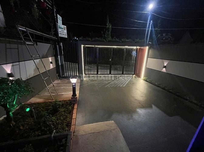 Bán gấp nhà MT HXH, 6x16, 7ty5, SRXD, P5, TP ĐÀ LẠT