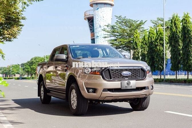 Ford Ranger XLS 4x2 AT 2022 Vàng cát 45000 km