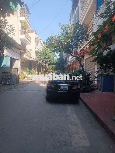 Đất Đấu Giá Ngã Tư Vạn Phúc - Tố Hữu; mặt tiền 5m - 78m2- 20,5 tỷ.