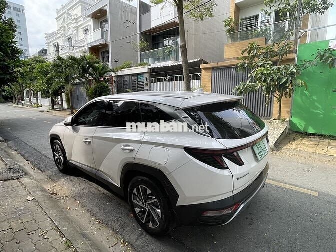 Hyundai Tucson 2022 2.0 Xăng tiêu chuẩn - 60000 km