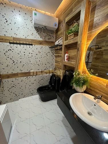 Bán gấp nhà MT HXH, 6x16, 7ty5, SRXD, P5, TP ĐÀ LẠT