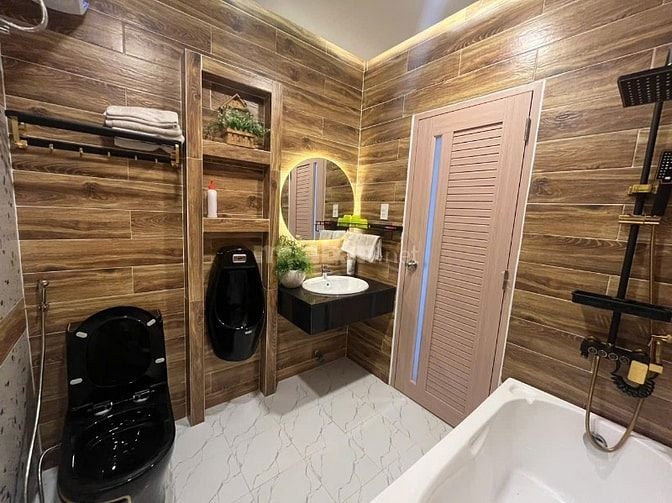 Bán gấp nhà MT HXH, 6x16, 7ty5, SRXD, P5, TP ĐÀ LẠT