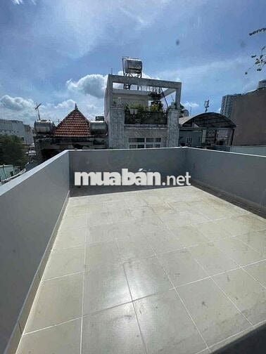 Nhà Mới Đẹp Đường Phú Thọ , DT: 4x15m, 2lầu 4PN 5WC