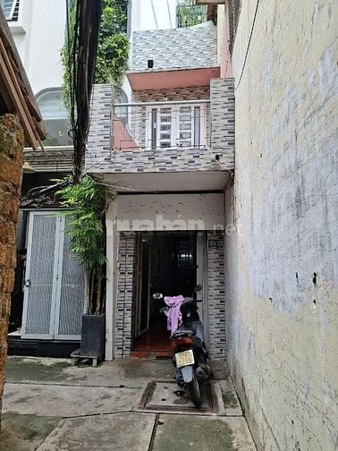 Cho thuê nhà hẻm 3m(BG) Hồ Hảo Hớn, P.Cầu Ông Lãnh, Q.1 giá 10tr