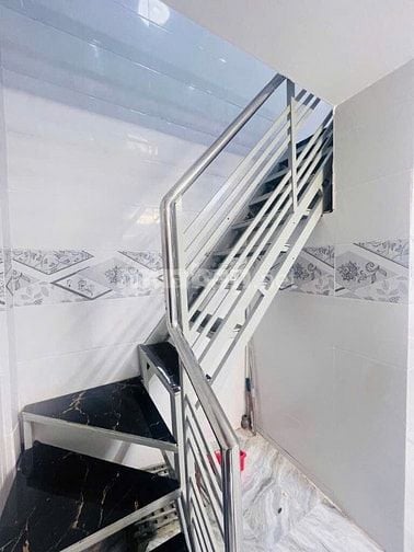 Cho thuê nhà hẻm 3m(BG) Hồ Hảo Hớn, P.Cầu Ông Lãnh, Q.1 giá 10tr