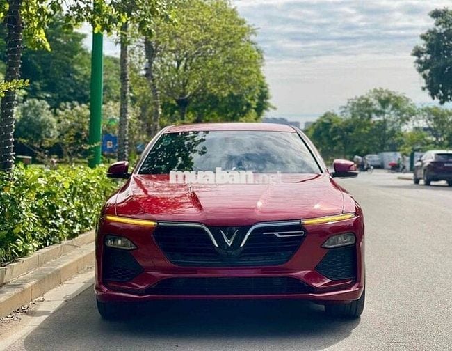 VinFast Lux A2.0 2022 A2.0 Tiêu chuẩn - 69000 km