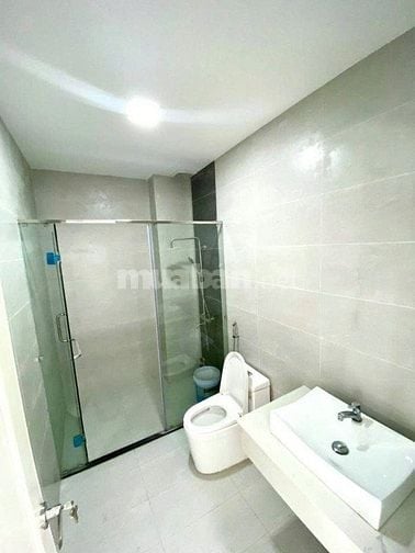 Cho thuê văn phòng đẹp đường Ng. Văn Thuủ, F.Sài Gòn, 40m2, giá 13tr/t
