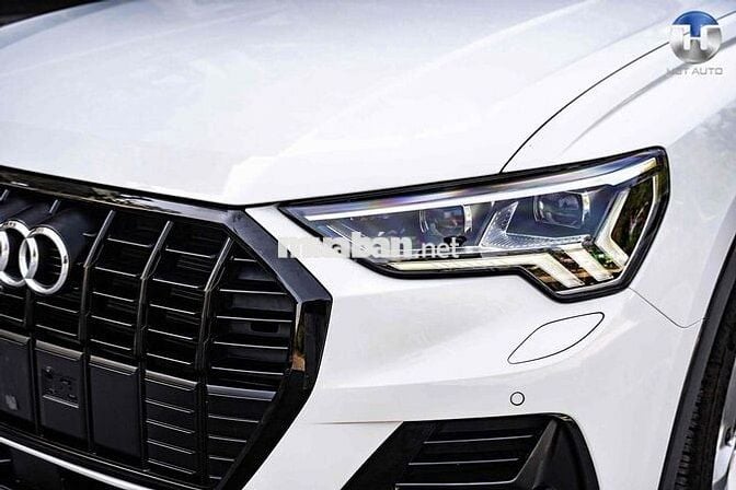 Audi Q3 Model 2025 35 TFSI - 5000 km