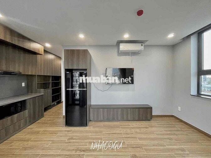 Khai trương căn hộ 1 phòng ngủ, ban công,mgr, free các dịch vụ, bv 247