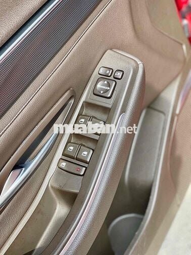 VinFast Lux A2.0 2022 A2.0 Tiêu chuẩn - 69000 km