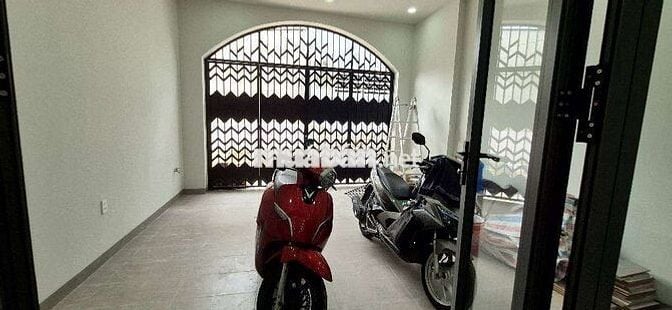 Siêu Nhà 3 Tầng 75,3m² - Ô Tô 4 Chỗ Vào Nhà