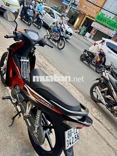 Honda Wave Blade 2016 Cam đen