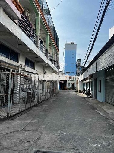 NHÀ CẤP 4 CÓ GÁC LỬNG hẻm 536/49 Âu Cơ