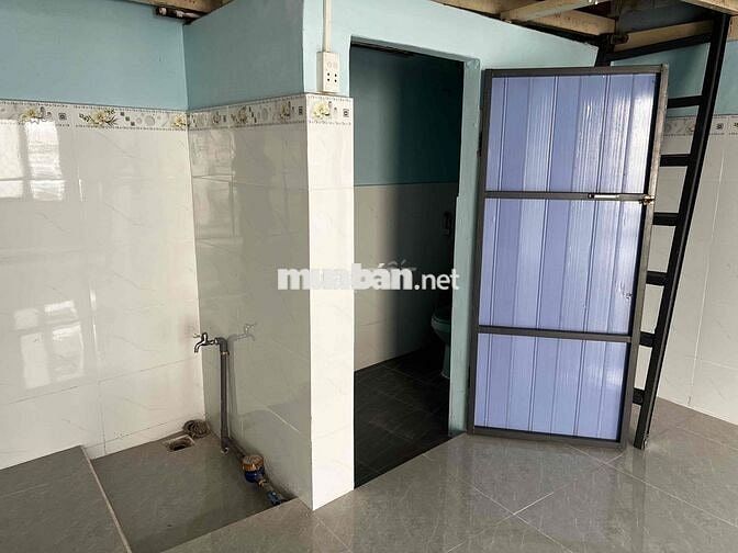 NHÀ CẤP 4 CÓ GÁC LỬNG hẻm 536/49 Âu Cơ