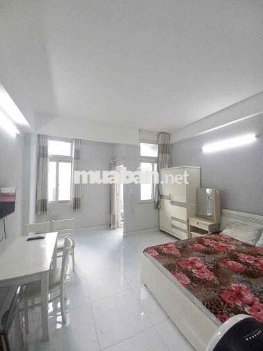 Cho Thuê Căn Hộ Studio Ban Công Cửa Sổ Thang Máy Full NT Ở CMT8 Quận 3