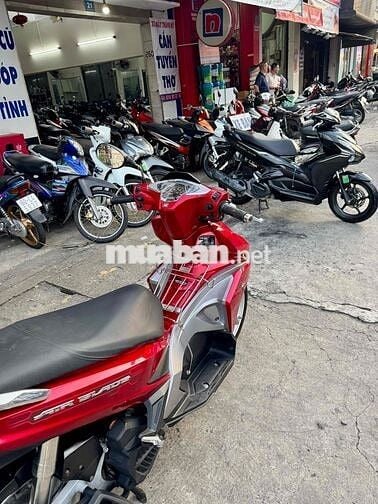 🔵🔵 AB 125 đỏ đen đký 2017 xe đẹp có trả góp