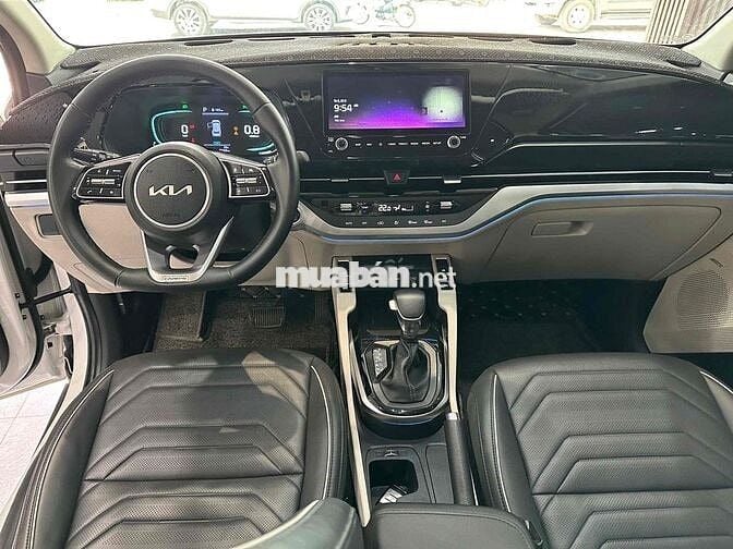 Kia Carens 2023 - 55000 km