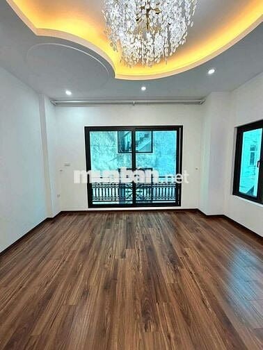 BÁN NHÀ 5 TẦNG - DT32M2 - FULL NỘI THẤT - SỔ ĐỎ CHÍNH CHỦ - Hà ĐÔNG.