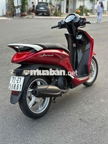 JANUS 2018 đỏ đô cực kì sang trọng 🥰