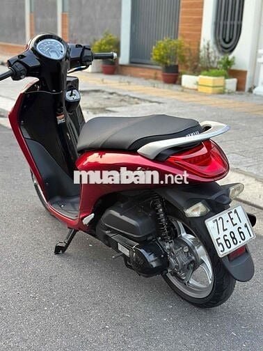 JANUS 2018 đỏ đô cực kì sang trọng 🥰