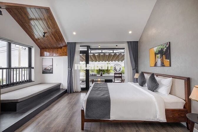 BÁN BIỆT THỰ HỒ BƠI CẨM HÀ HỘI AN DIỆN TÍCH MẶT TIỀN HƠN 11M