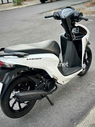 Vision 2021 Trắng đen sporty thể thao quá đẹp ❤️