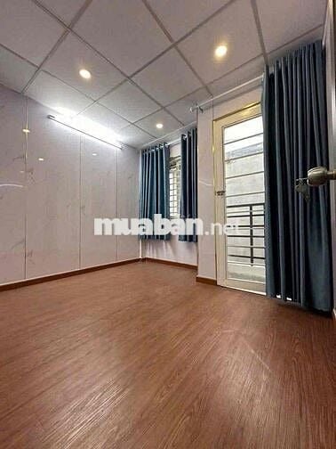 NHÀ MỚI XÂY - GIÁ 960 TRIỆU - NGAY KHU CÔNG NGHIỆP TÂN BÌNH