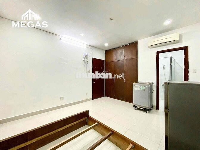 PHÒNG STUDIO MÁY GIẶT RIÊNG NGAY PHỐ ĂN UỐNG CỦA QUẬN 7 CẠNH LOTTE