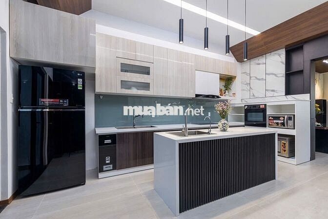 BÁN BIỆT THỰ HỒ BƠI CẨM HÀ HỘI AN DIỆN TÍCH MẶT TIỀN HƠN 11M