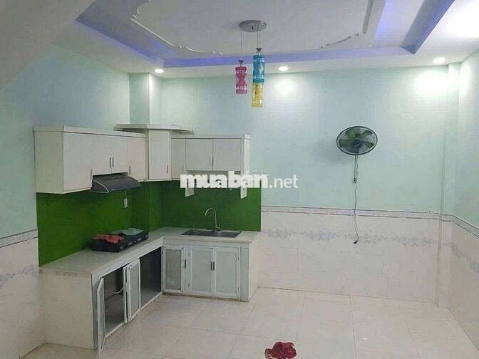 Cho thuê nhà tx 33 q12 dt 5×20 4p ngu 5wc giá 12tr