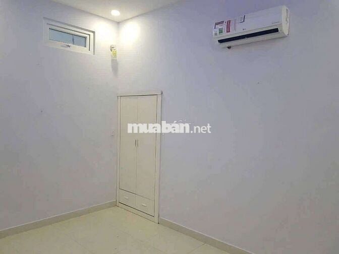 Cho thuê nhà tx 33 q12 dt 5×20 4p ngu 5wc giá 12tr