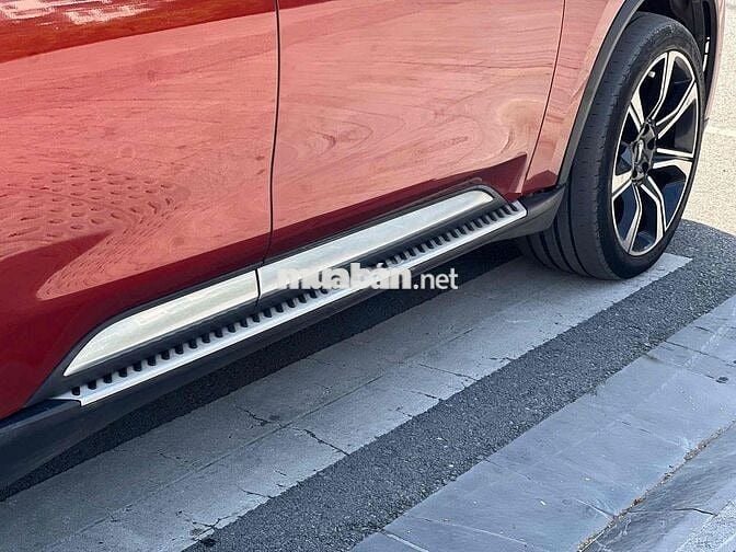 VinFast Lux SA Premium 2020 Đỏ 60000 km