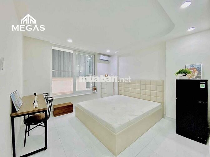 STUDIO TÁCH BẾP NỘI THẤT CAO CẤP MÁY GIẶT RIÊNG NGAY TRUNG TÂM QUẬN 7