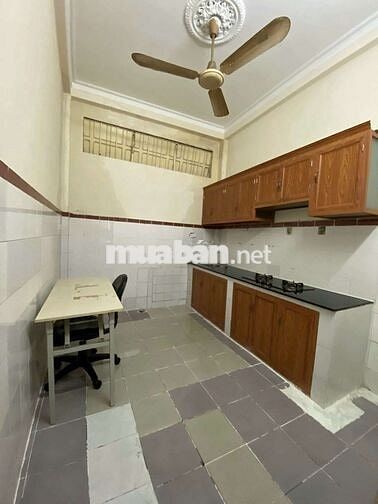 Nhà 4pn 3wc ngay CV Gia Định nguyễn kiệm thích hợp nhóm bạn ở