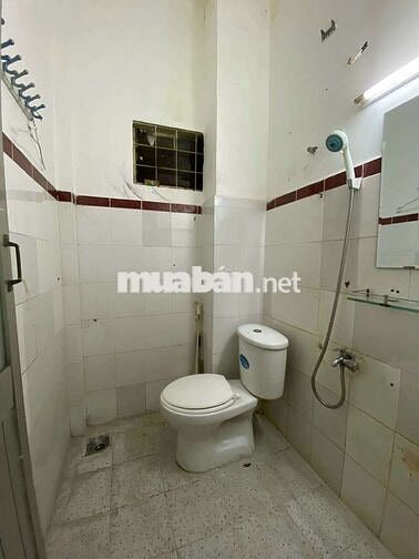 Nhà 4pn 3wc ngay CV Gia Định nguyễn kiệm thích hợp nhóm bạn ở