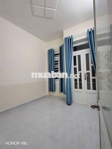 NHÀ 3 LẦU CHO THUÊ NGUYÊN CĂN GẦN CHỢ HIỆP THÀNH QUẬN 12