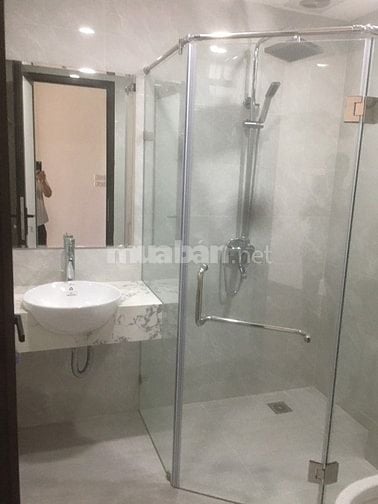 Cho thuê nhà 6 tầng,1 tum 55m2 Đặng Thùy Trâm, HN